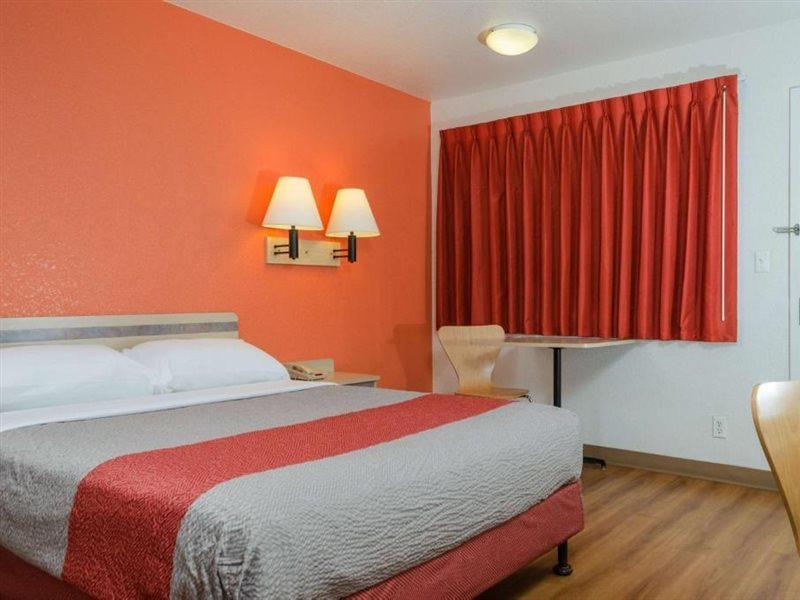 Park Inn By Radisson, Turlock Zewnętrze zdjęcie
