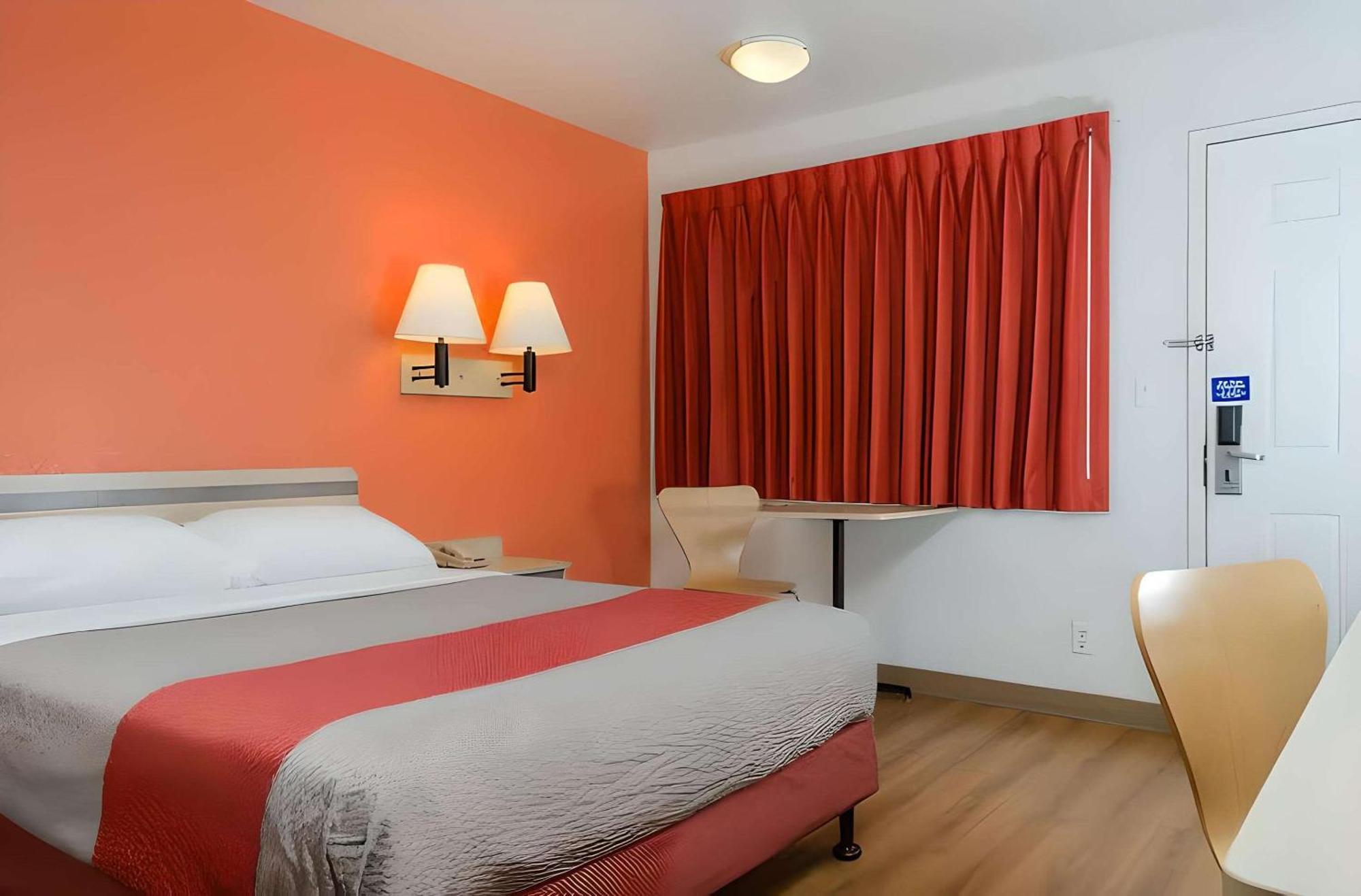 Park Inn By Radisson, Turlock Zewnętrze zdjęcie