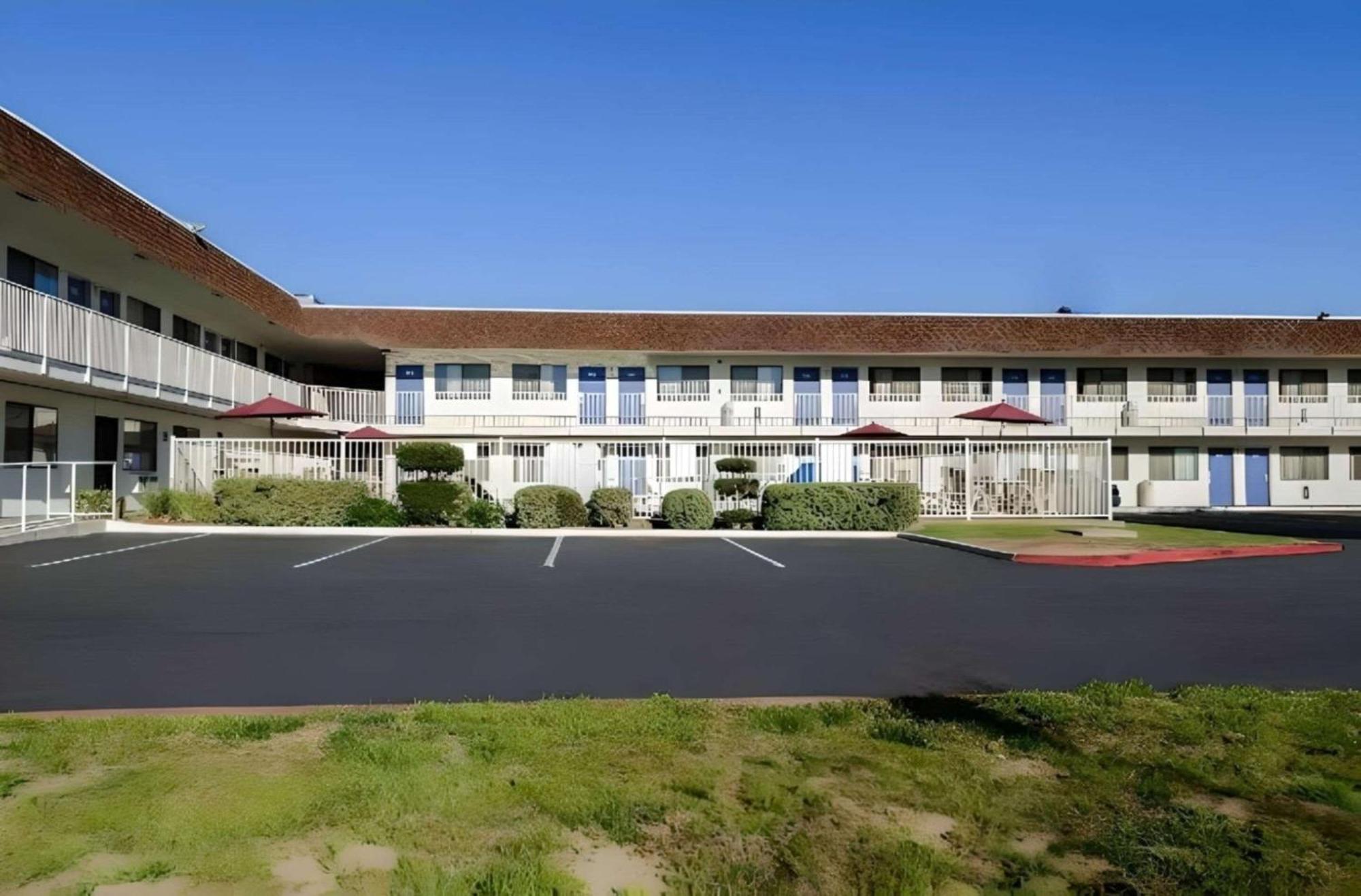 Park Inn By Radisson, Turlock Zewnętrze zdjęcie