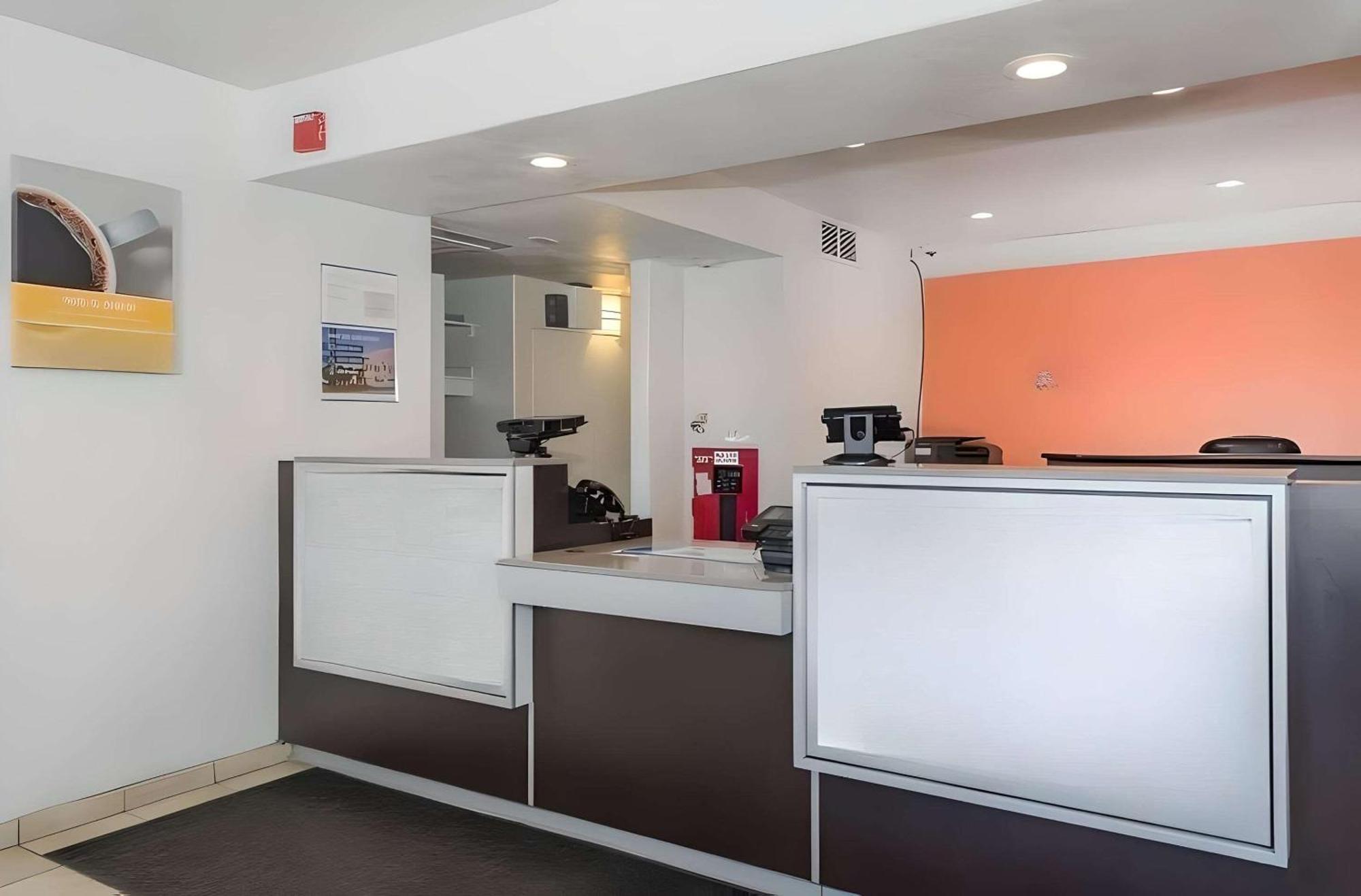 Park Inn By Radisson, Turlock Zewnętrze zdjęcie